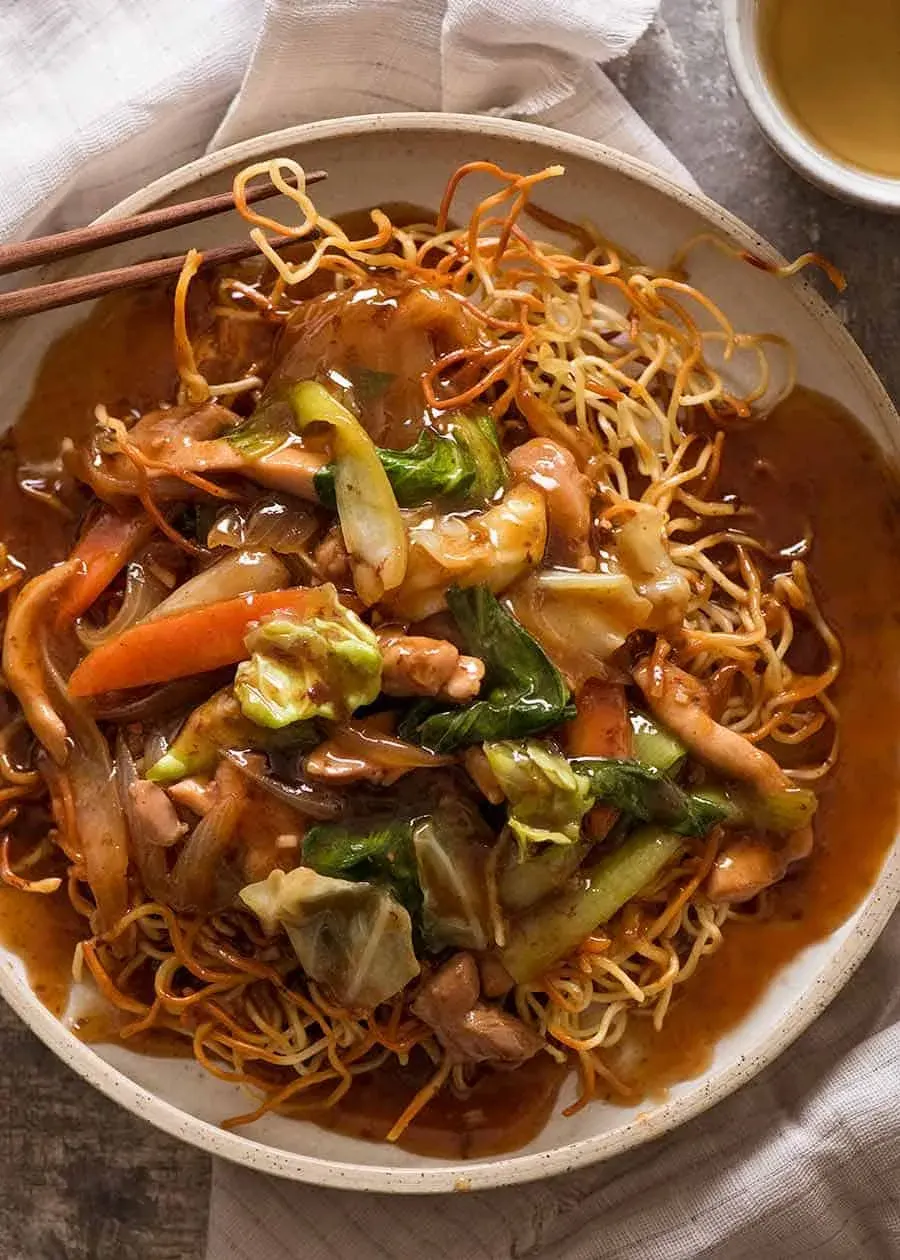 Crispy Noodles with Mixed Sauce